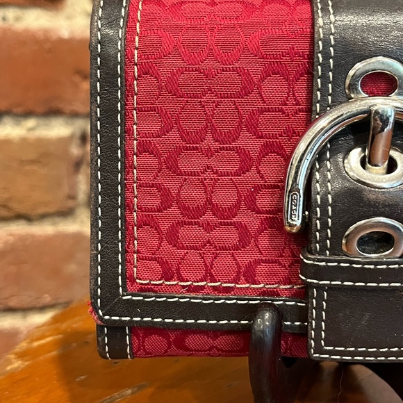 Coach Red Signature Soho Buckle Wallet Rare Colorway Leather Trim Vintage Y2K - Picture 4 of 16